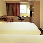 Ibis Berlin Dreilinden 2*