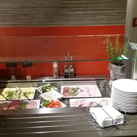 Hotell Ibis Berlin Dreilinden 2*