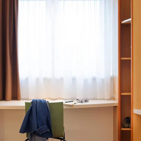 Ibis Berlin Dreilinden ホテル