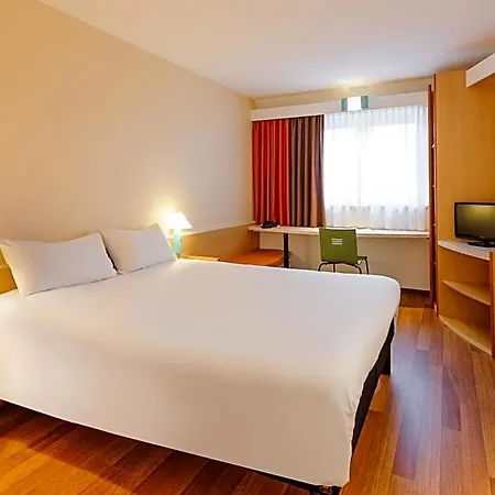 Ibis Berlin Dreilinden Отель Клайнмахнов