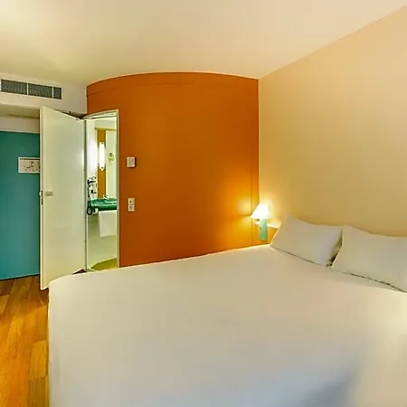 Ibis Berlin Dreilinden Hotel