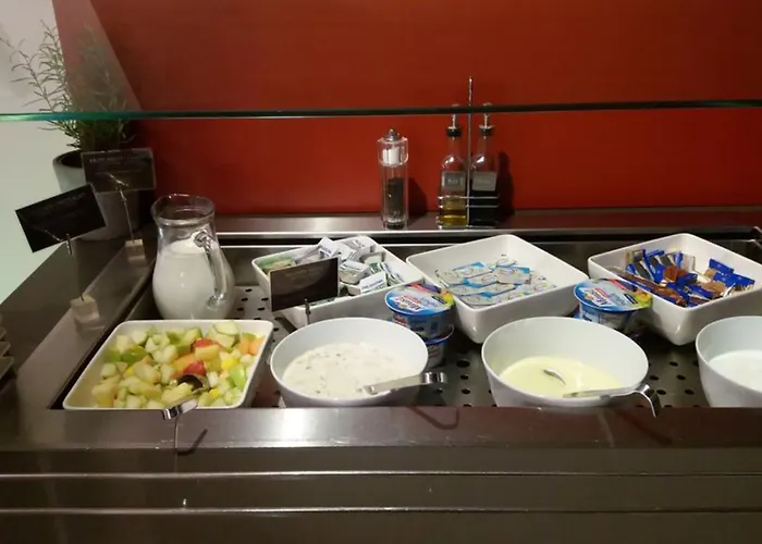 柏林德莱林登宜必思酒店 酒店 克林麦克诺