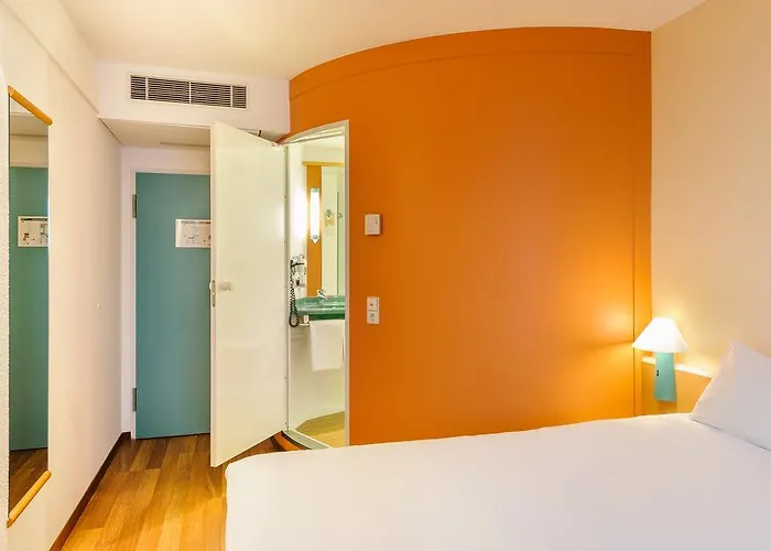 Ibis Berlin Dreilinden 2*