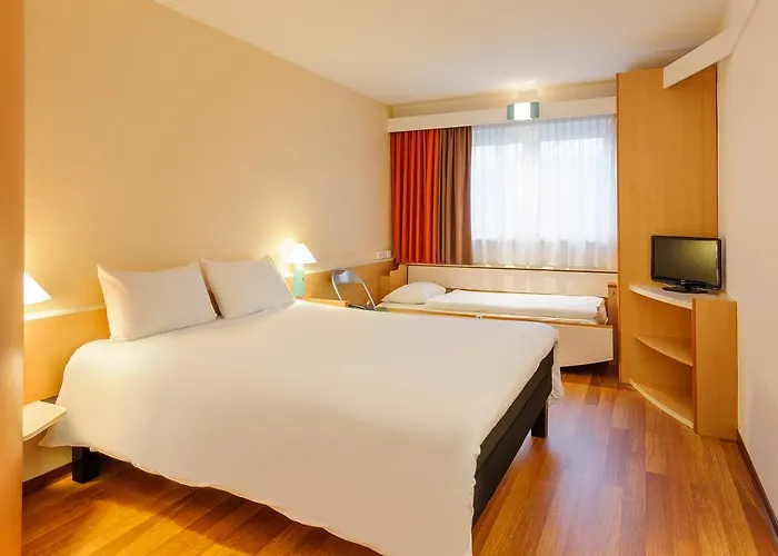 فندق Ibis Berlin Dreilinden كلاينماخنو